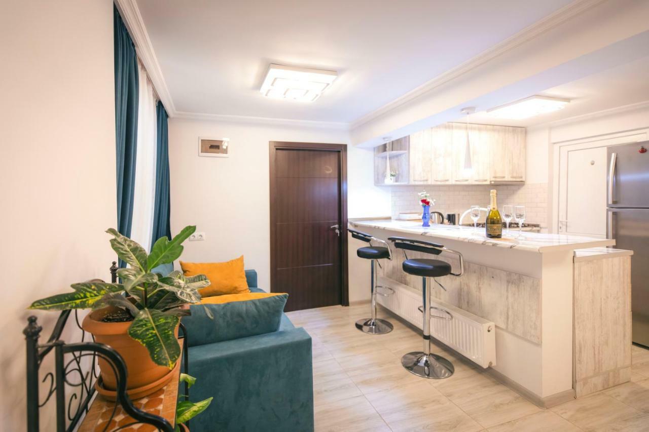 Guest House Mk Гори Экстерьер фото