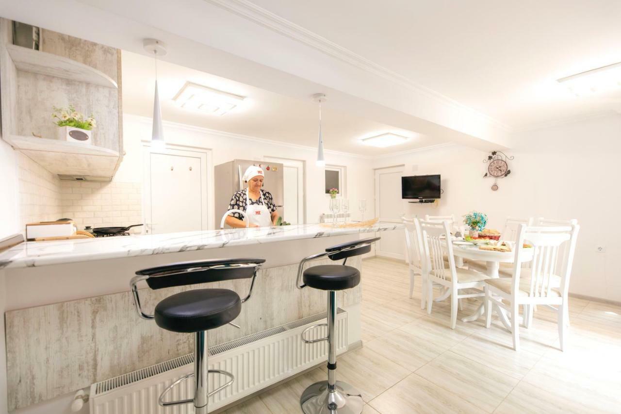 Guest House Mk Гори Экстерьер фото