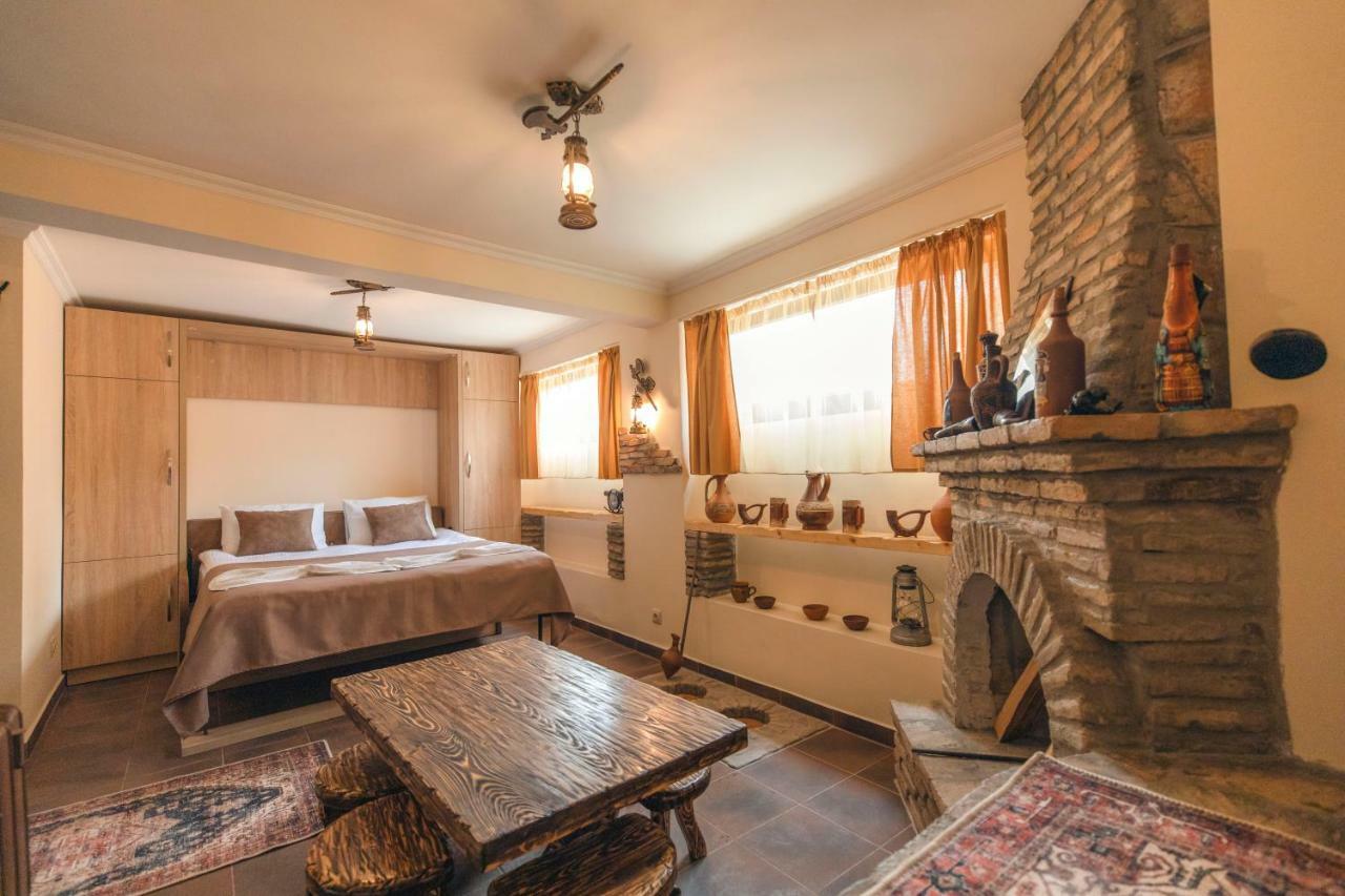 Guest House Mk Гори Экстерьер фото